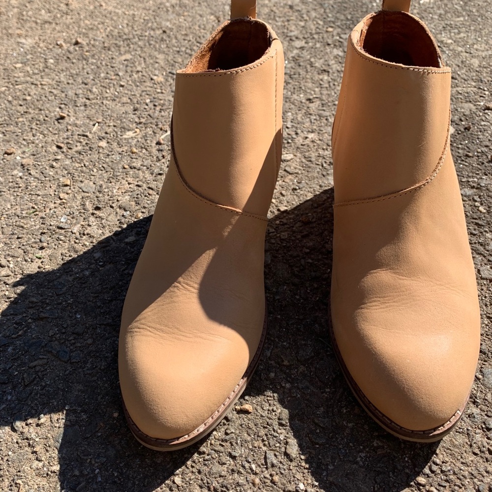 Tom’s Leilani Booties View 4